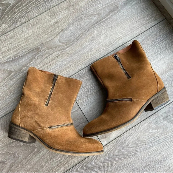 Suede Leather Zipper Western Ankle Boots Made in Portugal - Picture 10 of 16